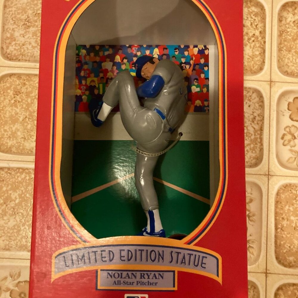 1993 Nolan Ryan Hartland Statue Target Ltd Numbered Edition COA #0980 NIB